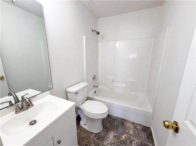 2125 Rosewood Mill Court, Loganville, GA 30052