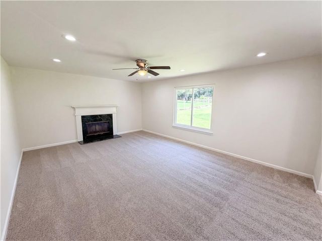 2125 Rosewood Mill Court, Loganville, GA 30052