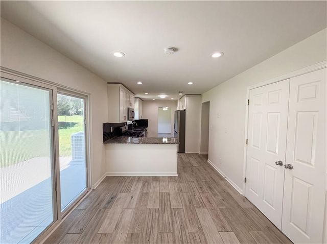 2125 Rosewood Mill Court, Loganville, GA 30052
