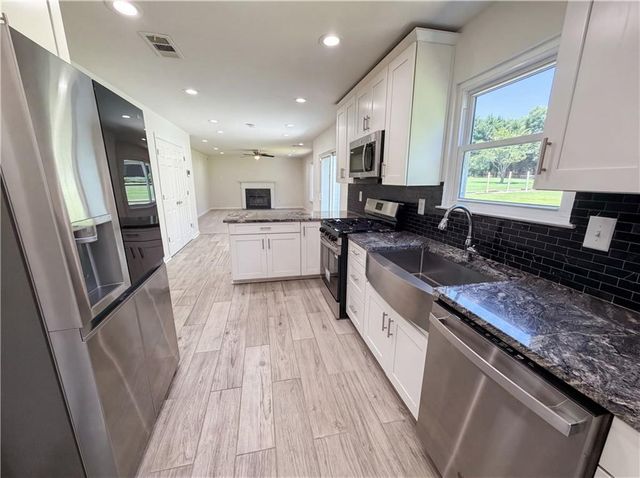 2125 Rosewood Mill Court, Loganville, GA 30052