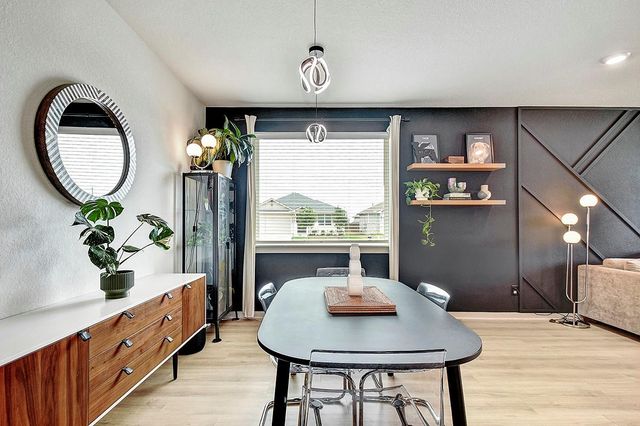 228 Greens Bayou TRL, Hutto, TX 78634