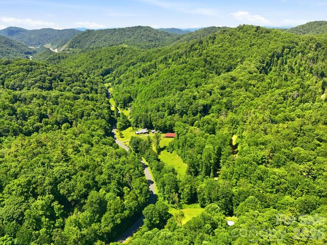 1005 Smith Creek Road, Mars Hill, NC 28754