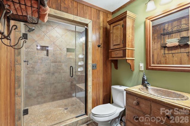 1005 Smith Creek Road, Mars Hill, NC 28754