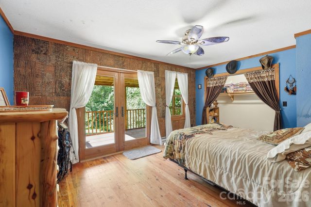 1005 Smith Creek Road, Mars Hill, NC 28754