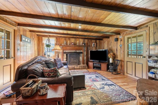 1005 Smith Creek Road, Mars Hill, NC 28754