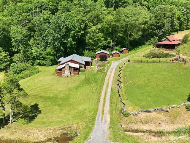 1005 Smith Creek Road, Mars Hill, NC 28754