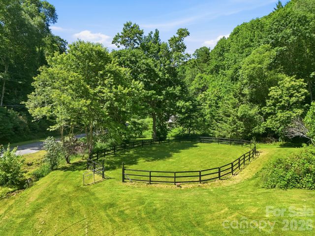 1005 Smith Creek Road, Mars Hill, NC 28754