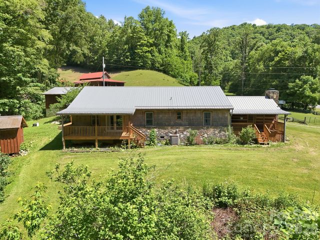 1005 Smith Creek Road, Mars Hill, NC 28754