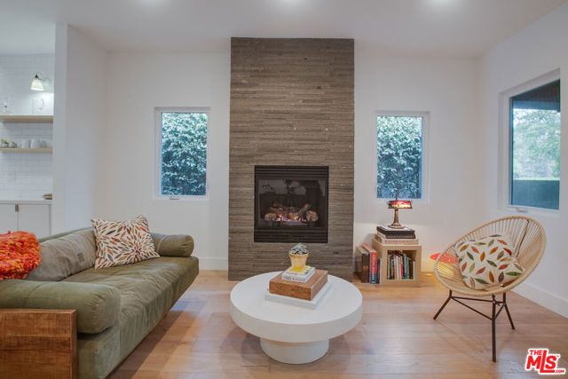 663 San Juan Avenue, Los Angeles, CA 90291