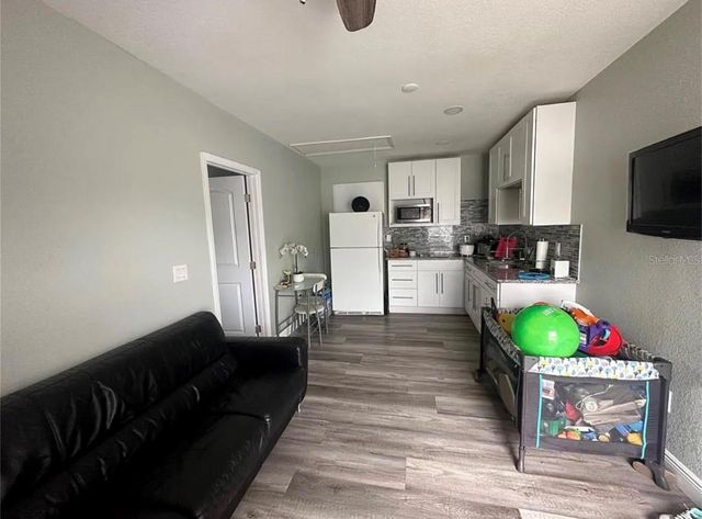 8503 WOODBRIDGE BOULEVARD, Tampa, FL 33615