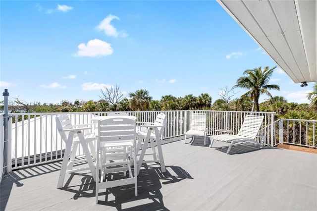 9048 WHARF AVE, Placida, FL 33946
