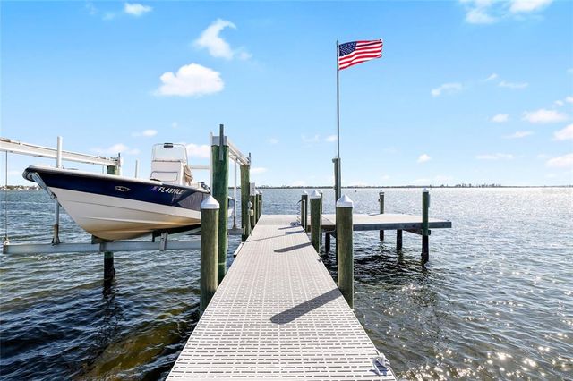 9048 WHARF AVE, Placida, FL 33946