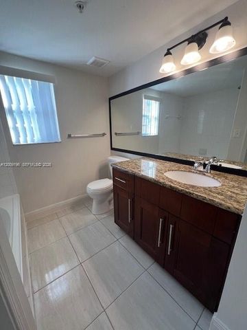 520 SW 111th Ave 101, Pembroke Pines, FL 33025