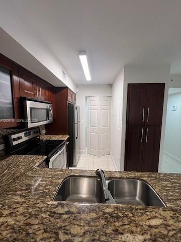 520 SW 111th Ave 101, Pembroke Pines, FL 33025