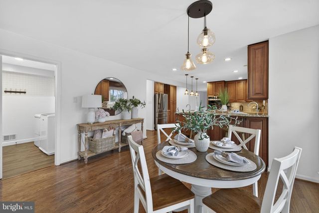 15067 BROWN POST LN, Centreville, VA 20121