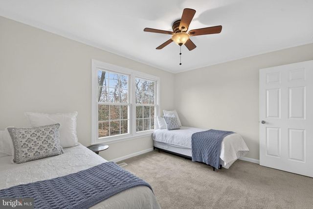 15067 BROWN POST LN, Centreville, VA 20121