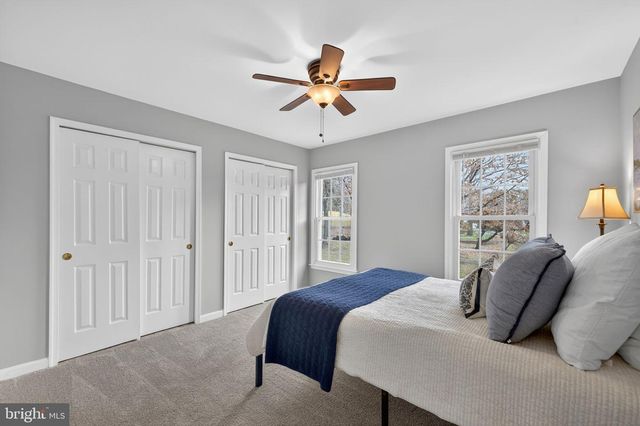 15067 BROWN POST LN, Centreville, VA 20121