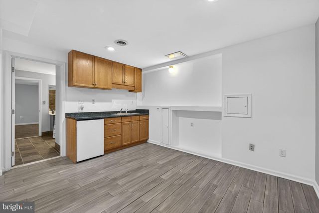 15067 BROWN POST LN, Centreville, VA 20121