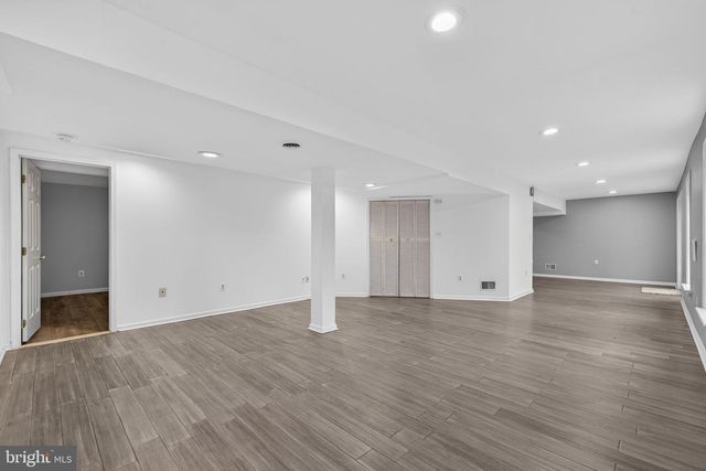 15067 BROWN POST LN, Centreville, VA 20121