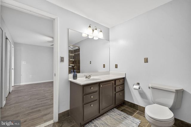 15067 BROWN POST LN, Centreville, VA 20121