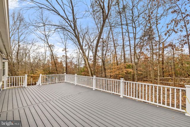 15067 BROWN POST LN, Centreville, VA 20121