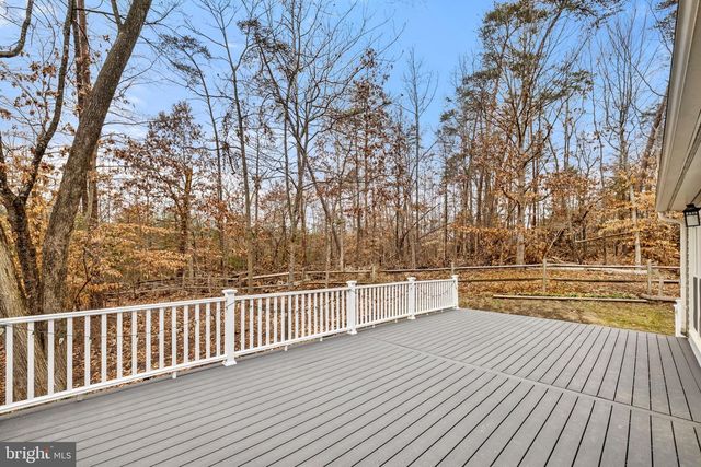 15067 BROWN POST LN, Centreville, VA 20121