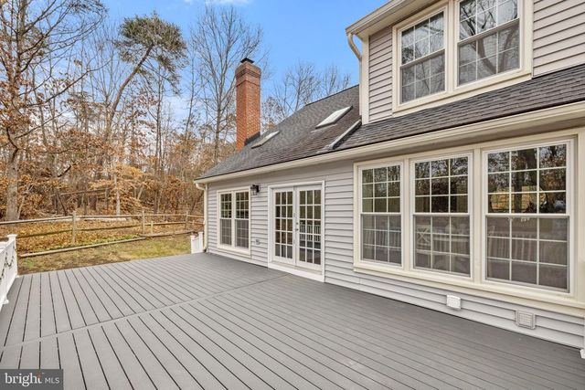 15067 BROWN POST LN, Centreville, VA 20121