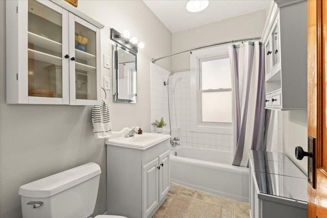 429 3rd Avenue S, South Saint Paul, MN 55075