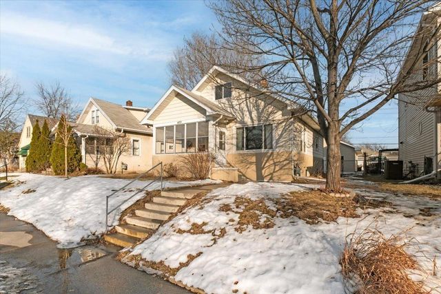 429 3rd Avenue S, South Saint Paul, MN 55075