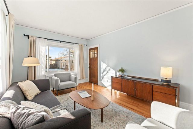 429 3rd Avenue S, South Saint Paul, MN 55075