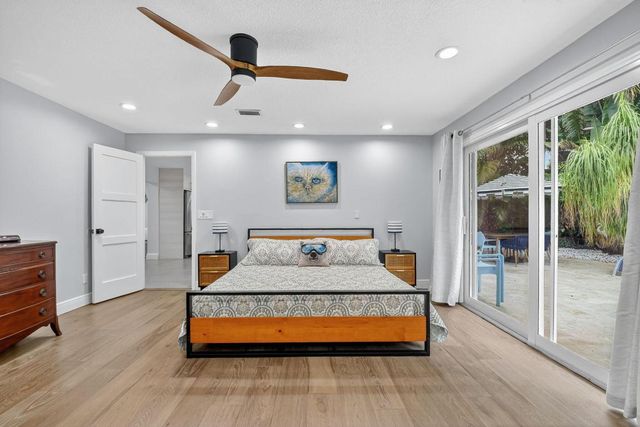 3957 NW 7th Court, Delray Beach, FL 33445