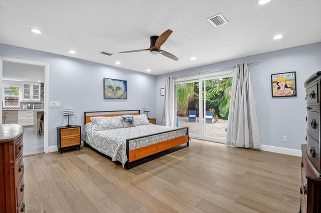 3957 NW 7th Court, Delray Beach, FL 33445