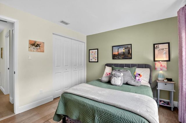 3957 NW 7th Court, Delray Beach, FL 33445