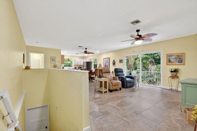 3957 NW 7th Court, Delray Beach, FL 33445