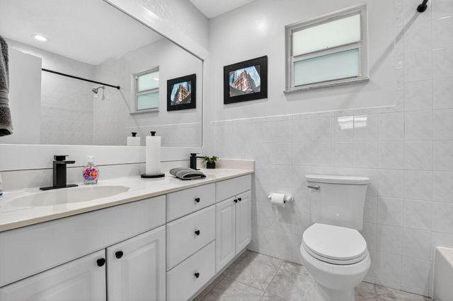 3957 NW 7th Court, Delray Beach, FL 33445