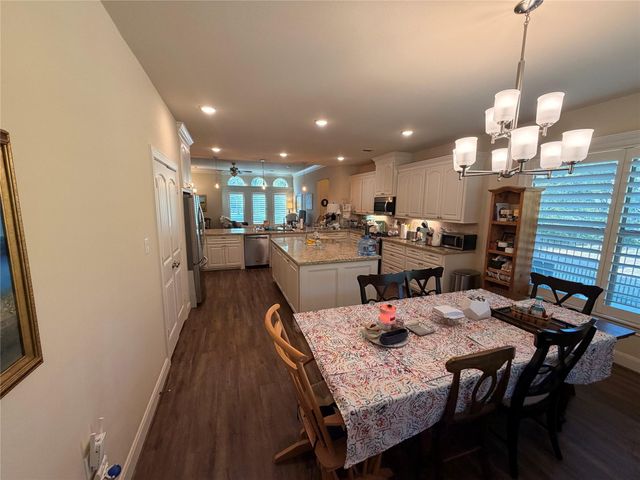 136 Wick Willow Road, Montgomery, TX 77356