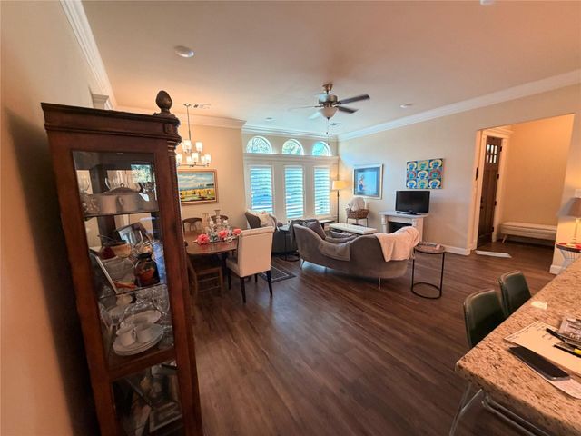 136 Wick Willow Road, Montgomery, TX 77356