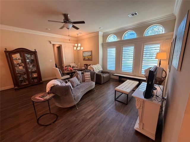 136 Wick Willow Road, Montgomery, TX 77356