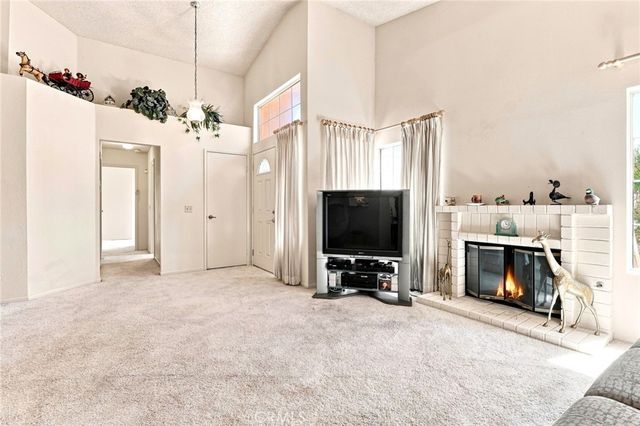 1107 Pauma Valley, Banning, CA 92220
