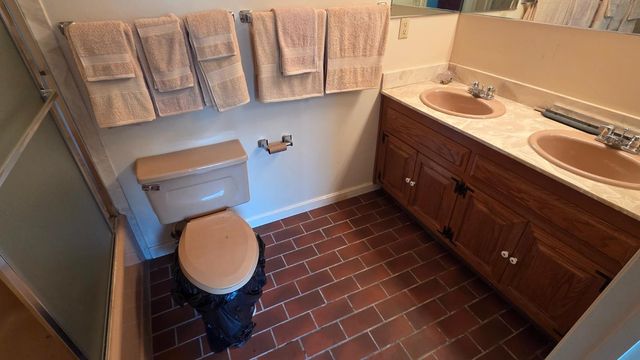3700 Clover Valley Rd, Rocklin, CA 95677