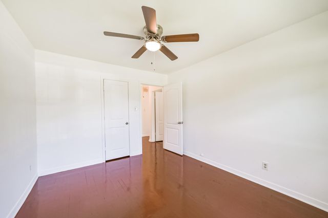 10434 Rockaway Drive, Houston, TX 77016