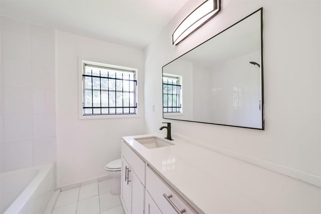 10434 Rockaway Drive, Houston, TX 77016