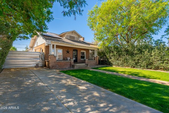 933 E GRANADA Road, Phoenix, AZ 85006