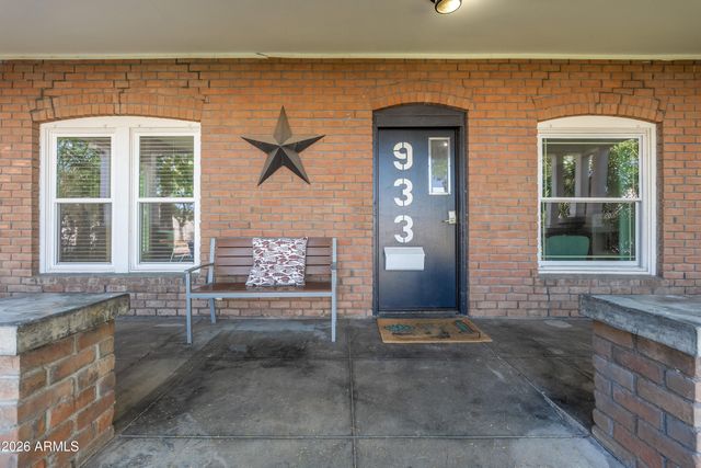 933 E GRANADA Road, Phoenix, AZ 85006