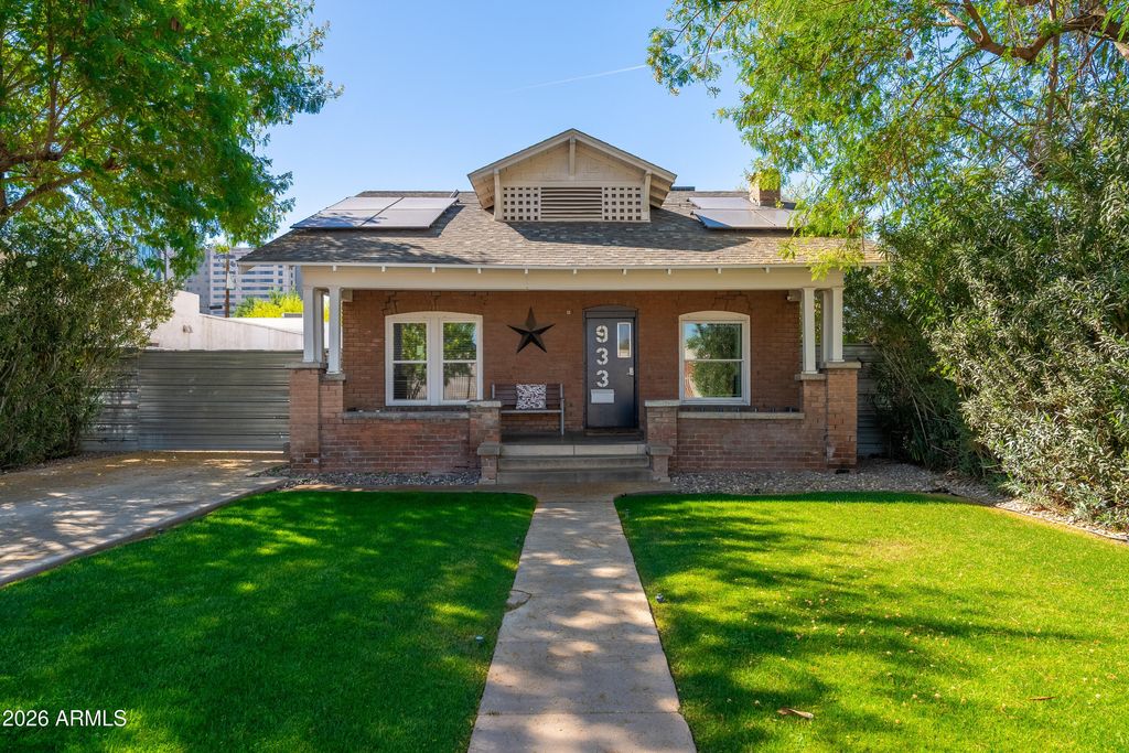 933 E GRANADA Road, Phoenix, AZ 85006