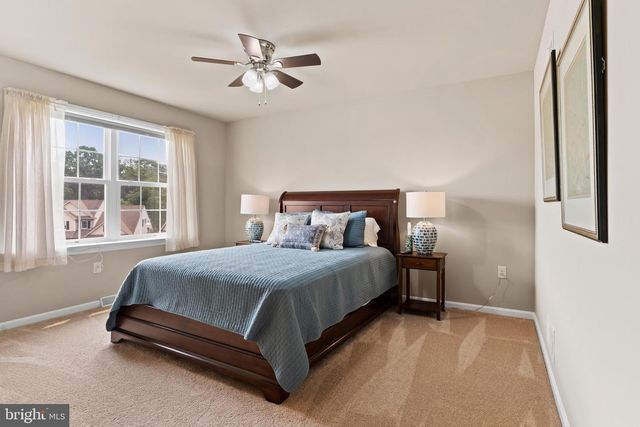 2 STONECREST TRL, Elizabethtown, PA 17022