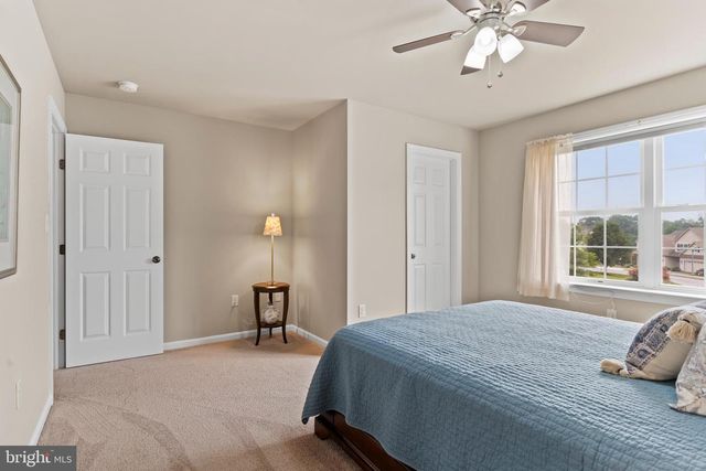 2 STONECREST TRL, Elizabethtown, PA 17022