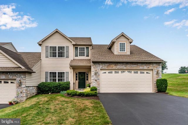 2 STONECREST TRL, Elizabethtown, PA 17022