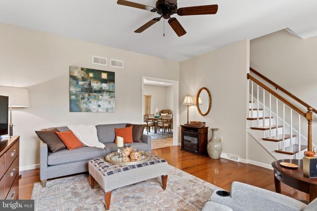 2 STONECREST TRL, Elizabethtown, PA 17022