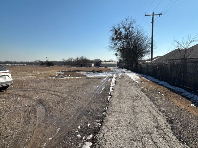 900 E Belt Line Road, Wilmer, TX 75172
